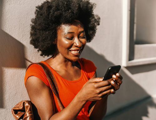 Long-Distance Relationship Tips for Couples Who Met Online